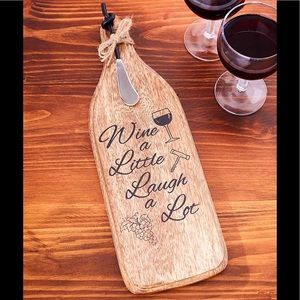 🆕Wine Bottle-Shaped Cheese Board with Spreader